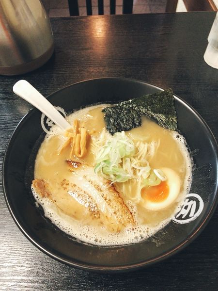 「豚骨ラーメン」@まる兵らーめん 前橋店の写真
