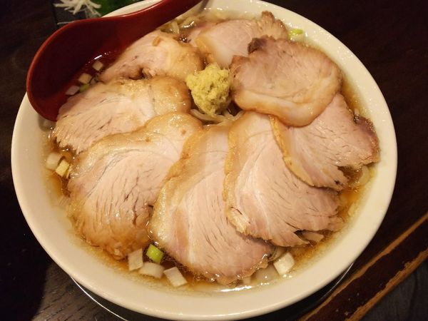 「肉増し豚清湯そば」@立ち呑み居酒屋 金町製麺の写真