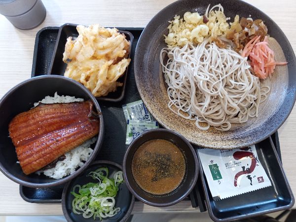 「ミニうな丼セット980円(クーポンかき揚げ130円が無料)」@ゆで太郎 柏の葉キャンパス店の写真