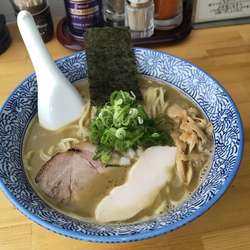 濃口煮干らーめん