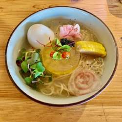 【期間限定】とうもろこしの冷やしそば（藤谷で鬼塩冷やしらぁ麺）