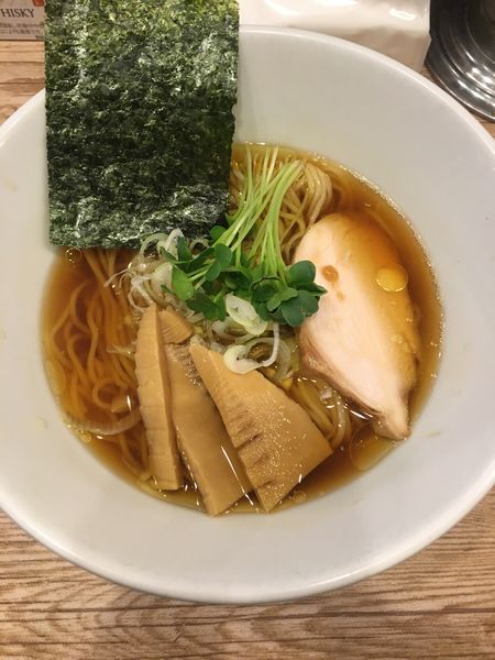 「醤油らぁ麺(790円)」@麺s慶の写真