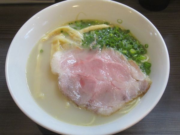 「鶏白湯塩（950円）」@麺屋 菜々兵衛の写真