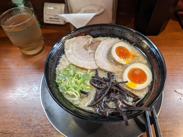 「味玉ラーメン」@元祖博多 中洲屋台ラーメン 一竜 大井町店の写真