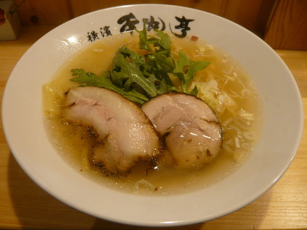 「本丸塩ら～麺」@横濱 本丸亭 新橋店の写真