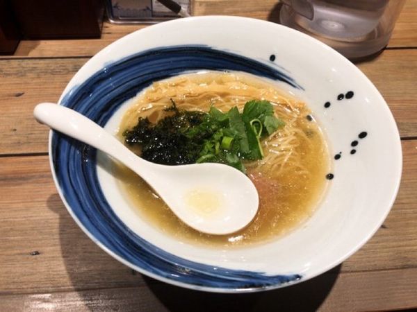 「宇和島真鯛 塩らーめん」@麺屋 翔 みなとの写真