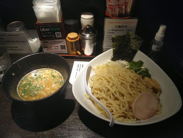「濃厚鶏骨醤油そば中盛850円」@濃厚鶏そば 麺屋たけいち渋谷邸の写真