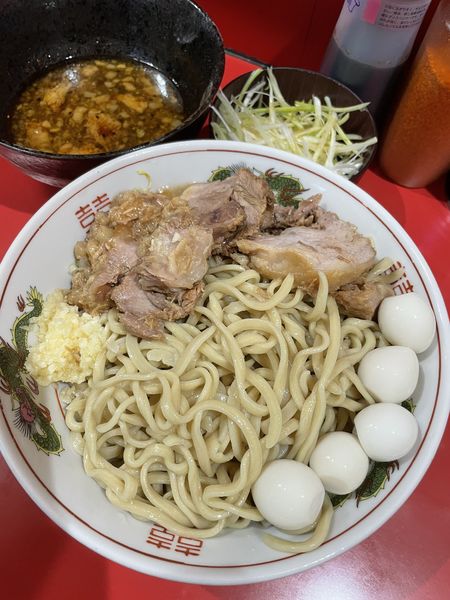 「小つけ麺（ニンニクあぶら）＋ネギ＋うずら卵¥1,000」@ラーメン二郎 千葉店の写真