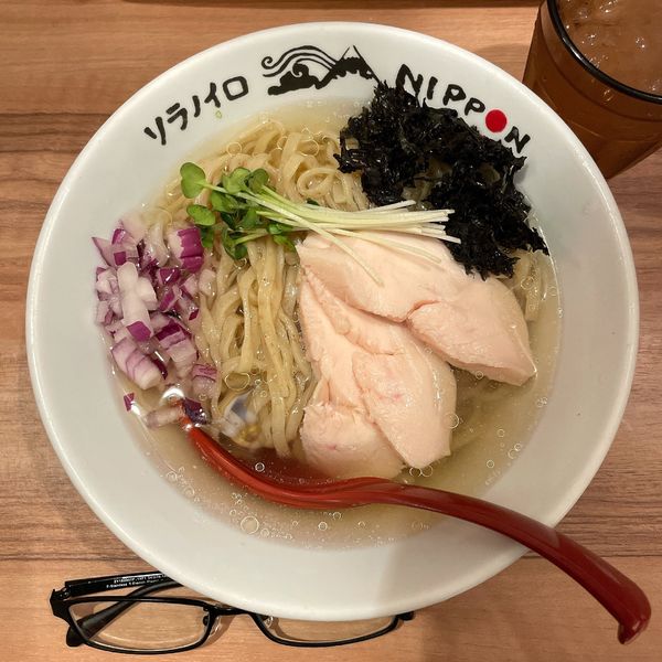 「冷たい煮干しのゆず塩ラーメン（ゆず抜き）」@ソラノイロ NIPPONの写真