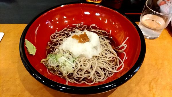 「梅おろしそば（５００円）」@蕎麦 一心たすけ 田町店の写真