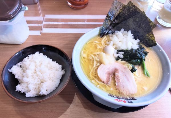 「ラーメン大盛り」@町田商店 所沢店の写真