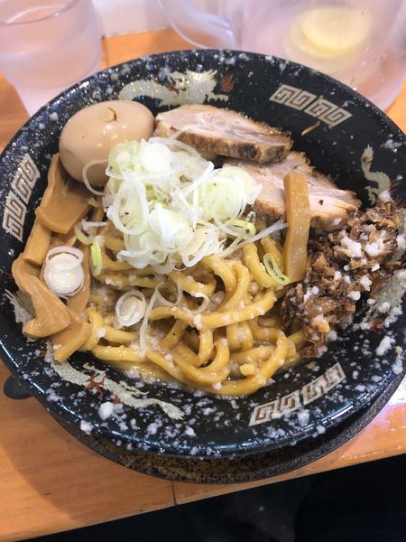 「脂油麺200g」@らーめん 平太周 神保町店の写真