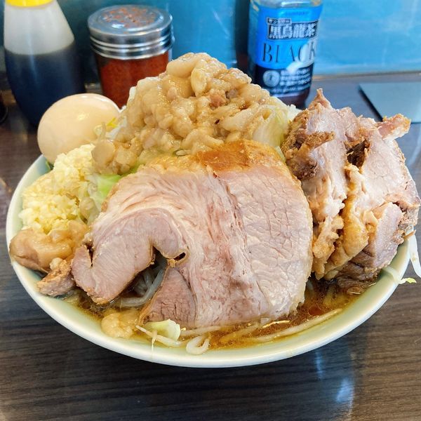 「ラーメン・小「野菜マシ」「ニンニクマシアブラマシマシ」＋味玉」@かじろうramen7の写真