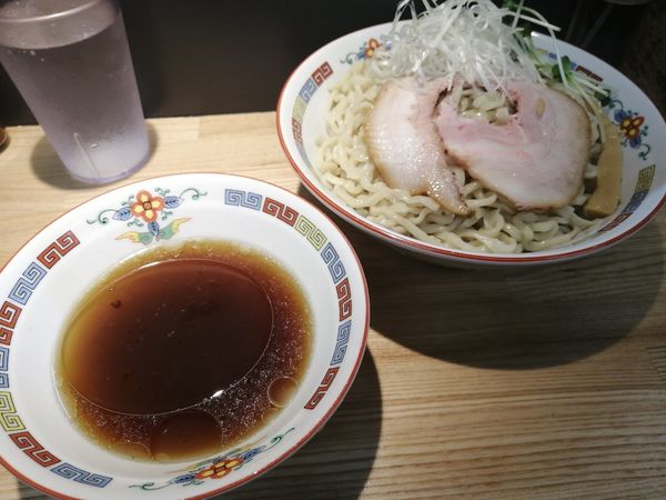 「煮干冷やしつけ麺大盛　900円」@煮干中華 余韻の写真