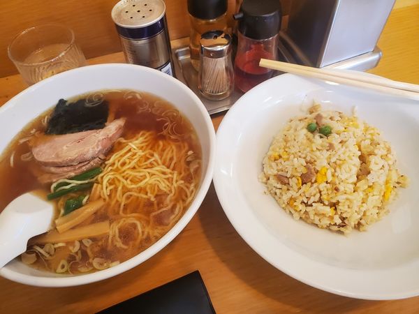 「半チャンラーメン７５０円」@東京ラーメン たいよう軒の写真
