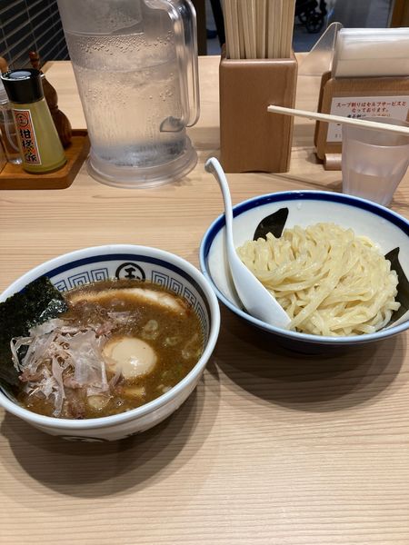 「濃厚魚介つけ麺」@らーめん玉 田町店の写真