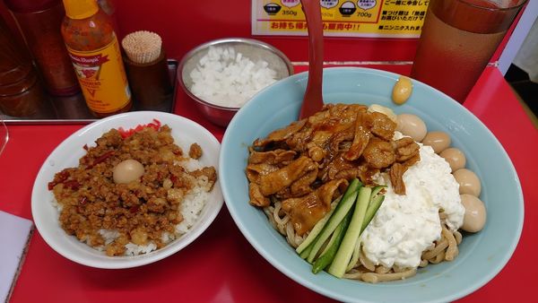 「すごい冷やし中華、他」@立川マシマシ 古河125号店の写真