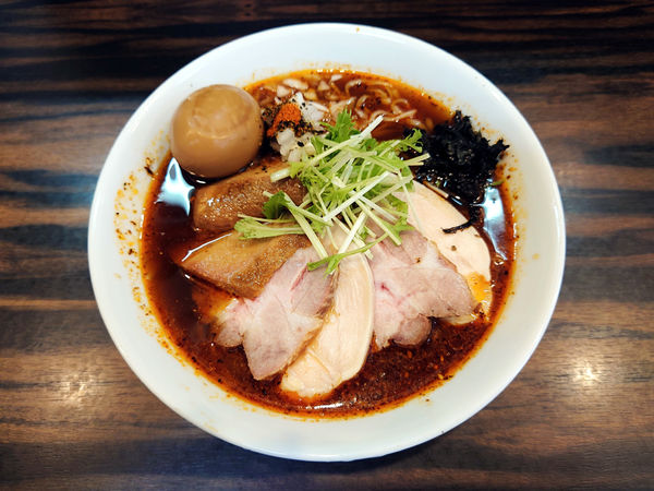 「世界一辛い唐辛子入り冷製辛いそば+他」@中華そば 梟の写真