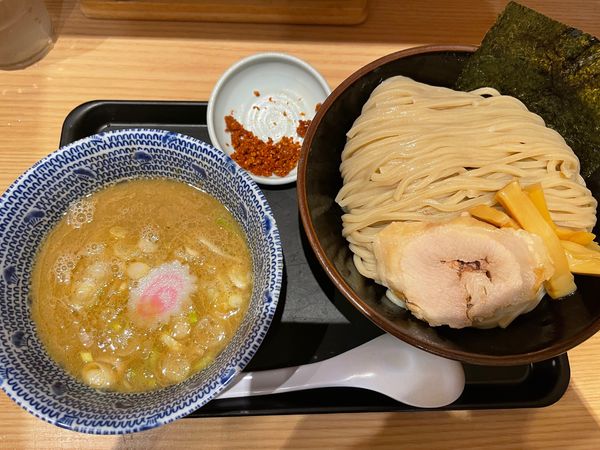 「赤辛つけめん 並」@舎鈴 御茶ノ水ソラシティ店の写真