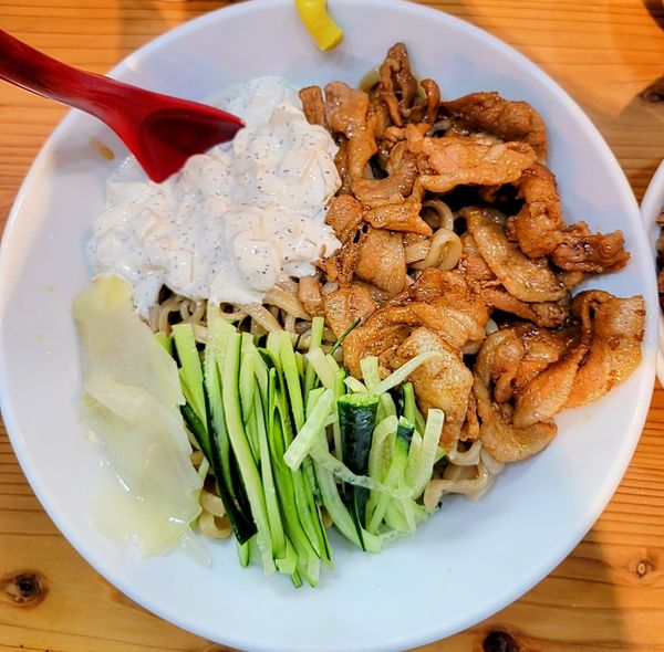 「すごい冷やし中華」@立川マシマシ 東金市役所ご近所店の写真