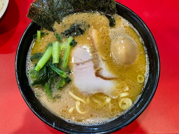 「ラーメン 並」@杉田家 千葉駅前店の写真