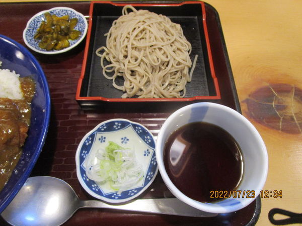 「ランチカツカレーsetのもり蕎麦 900円」@割烹ひよこの写真