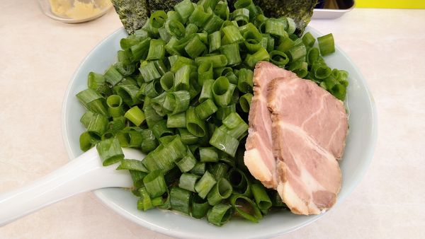 「青ねぎラーメン(麺硬め・味濃いめ)」@ラーメン寺田家 戸塚店の写真
