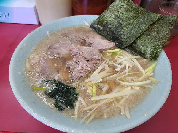 「ネギチャーシュー麺　中」@ラーメンショップ 牛久結束店の写真