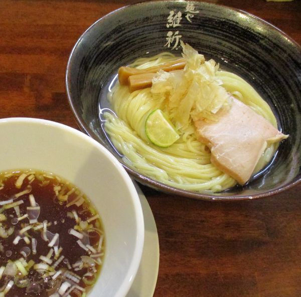 「＜期間限定＞鮭節出汁の冷やしつけ麺（並）1000円」@麺や維新の写真
