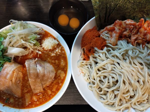 「【限定】チゲ味噌(牛)大1350円(700g)+生姜50円」@豚星。の写真