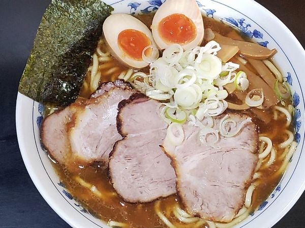 「ラーメン＋チャーシュー2枚＋煮玉子」@麺屋 ごとうの写真