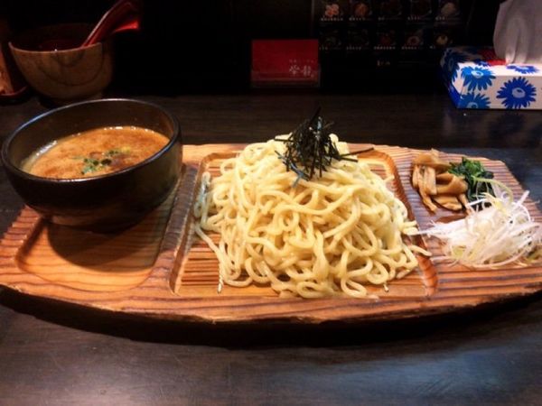 「紅つけ麺」@城南らーめん 紫龍 旗の台本店の写真