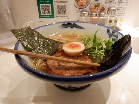 「塩らーめん」@AFURI 新宿ルミネの写真