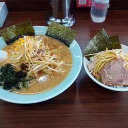 ねぎ味噌ラーメン800円＋ねぎ丼セット200円