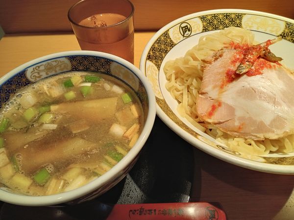 「煮干つけ麺」@すごい煮干ラーメン凪 西新宿7丁目店の写真