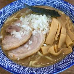 濃厚らーめん中➕麺固め