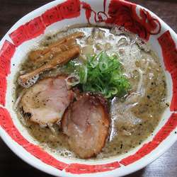 我流札幌ラーメン飛塩（920円）