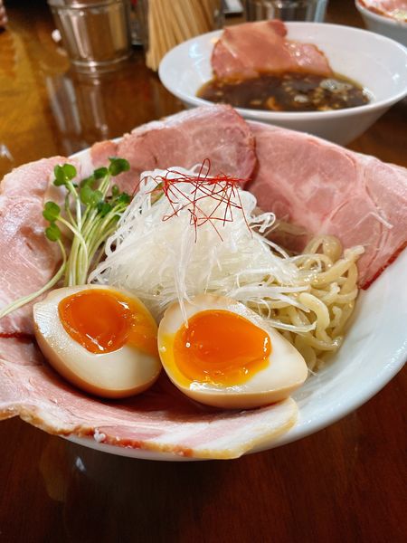 「つけそば（小）炭焼きチャーシュー、味玉」@米蔵の写真