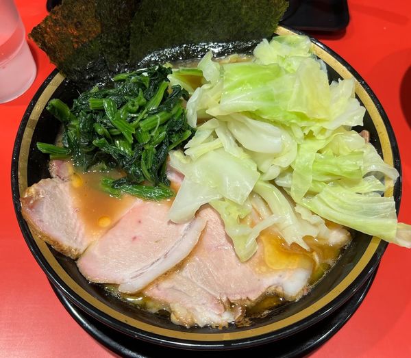 「チャーシューメン中+キャベツ」@環2家 川崎店の写真