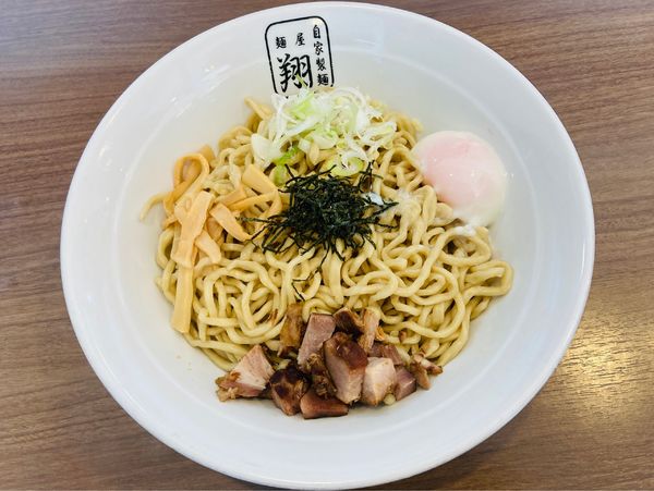 「油そば 特盛(ニンニク、背脂、温玉)」@麺屋 翔の写真