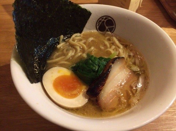 「無垢ラーメン」@無垢ツヴァイテの写真