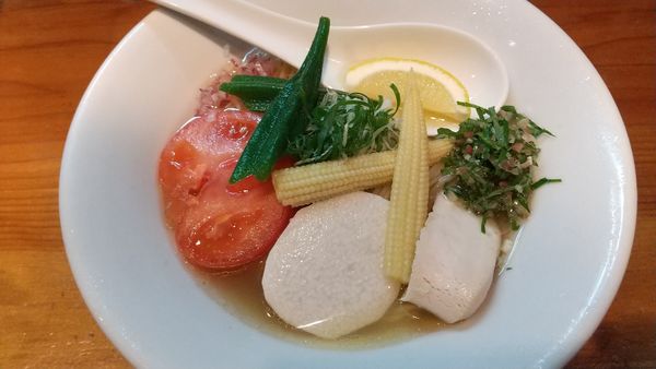 「赤星→【限定】冷やし煮干し塩SOBA（¥550+950)」@麺処 源玄の写真