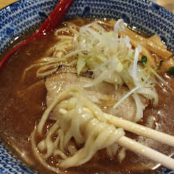 焼きあごラーメン(醤油)(780)