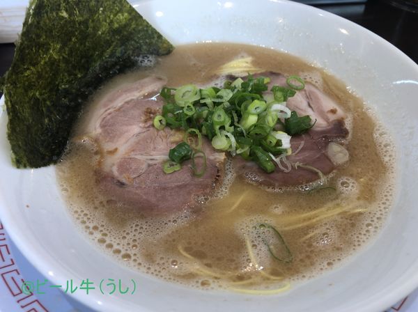 「らーめん白(700円)ハリガネ、替え玉(150円)こなおとし」@博多らーめん ひまわりの写真