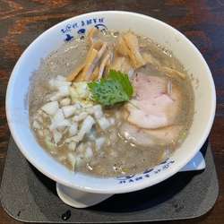 百式煮干そば　880円