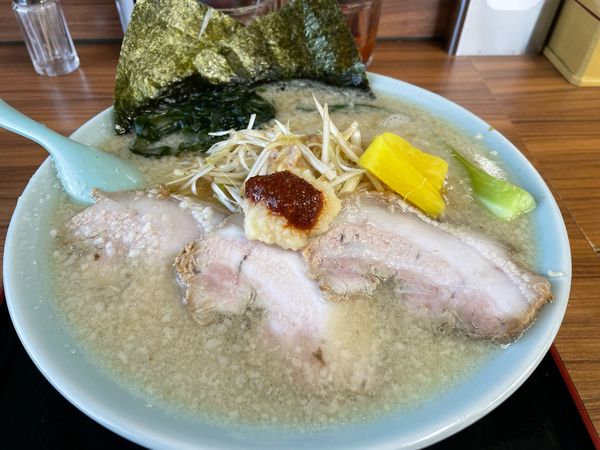 「大トロネギチャーシュー麺（脂多め）」@ラーメンショップ 城東店の写真