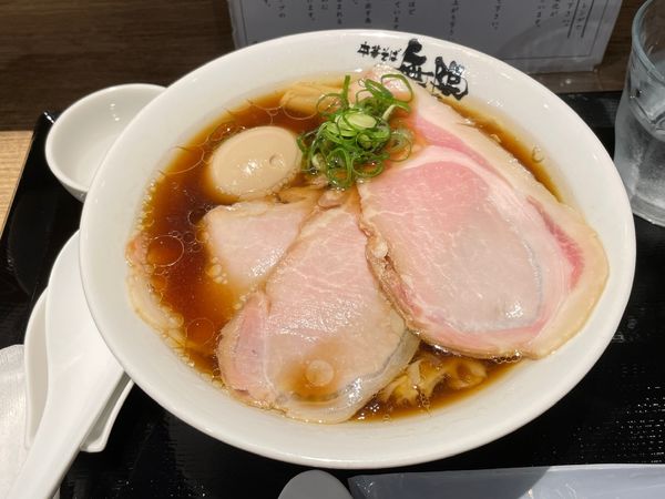 「特選中華そば」@中華そば 無限の写真