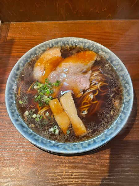 「熟成しょうゆラーメン(750円)」@古式ラーメン 鶴亀の写真