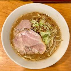 味噌らー麺（800円）