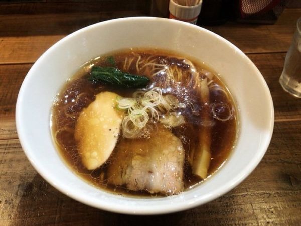 「醤油ラーメン」@Ramen Free Birdsの写真